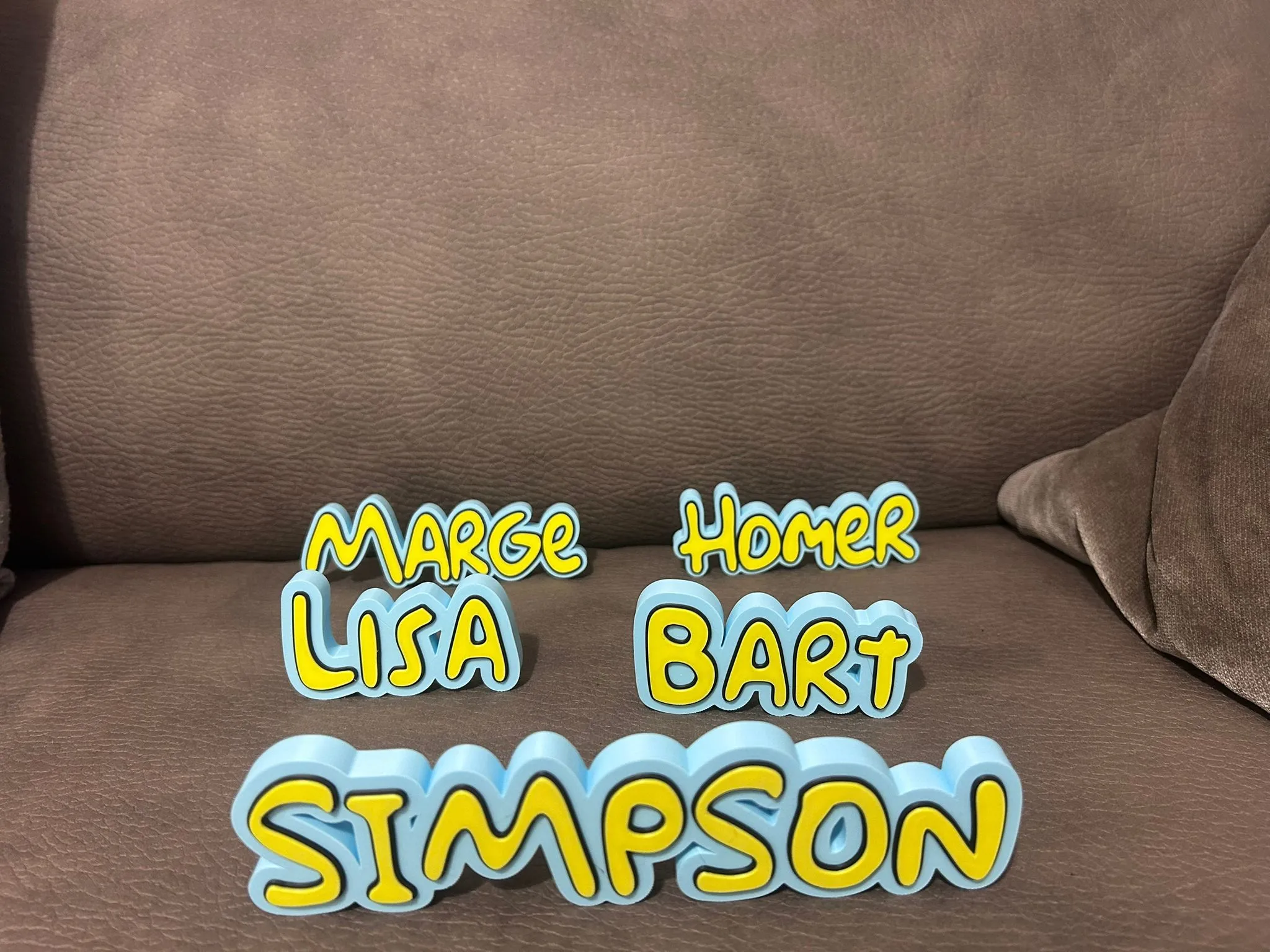Nombre 3D Personalizado Estilo SIMPSON · foto 2 de 2