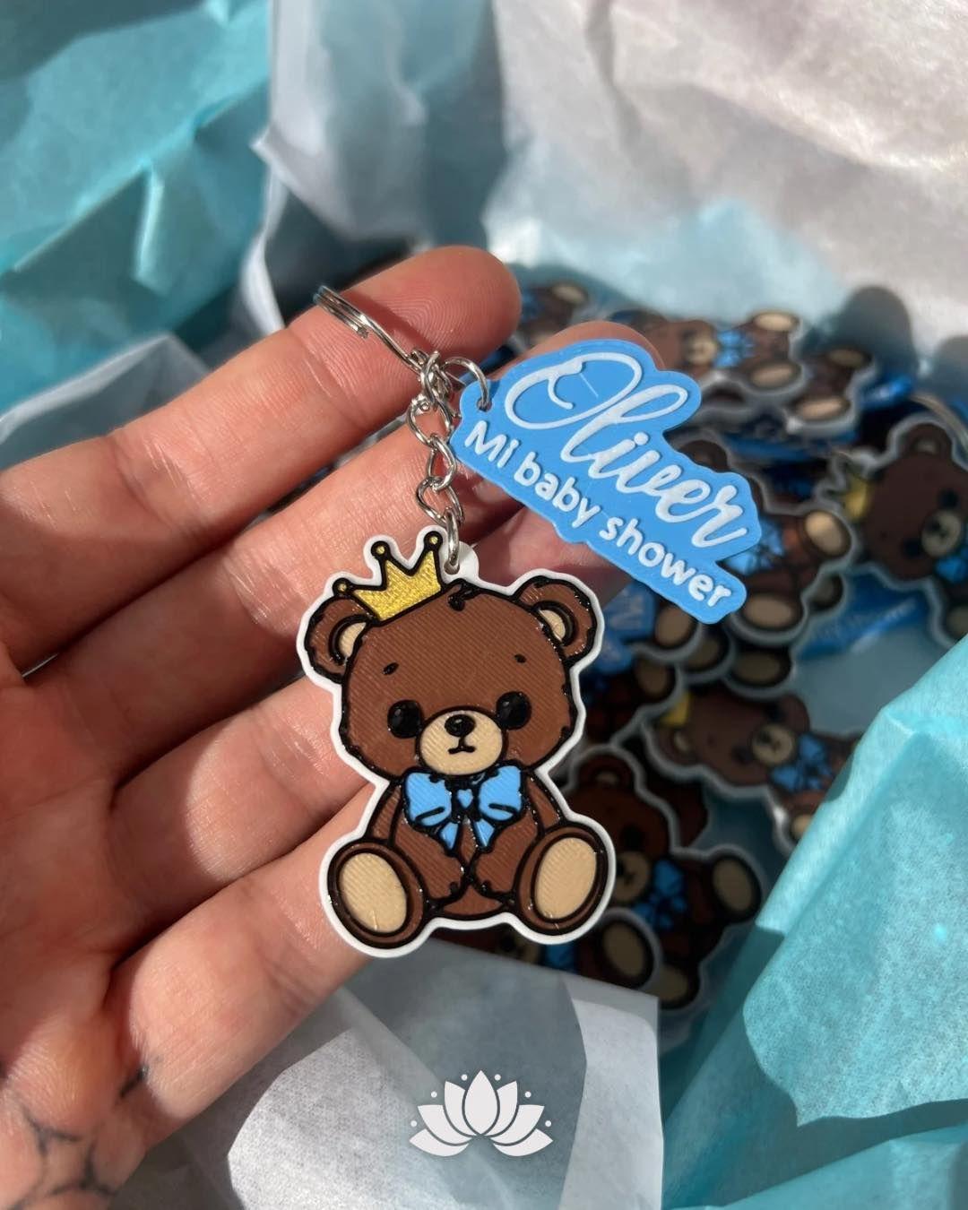 Souvenir Llavero 3D de Osito Príncipe Personalizado para Baby Shower · foto 2 de 2