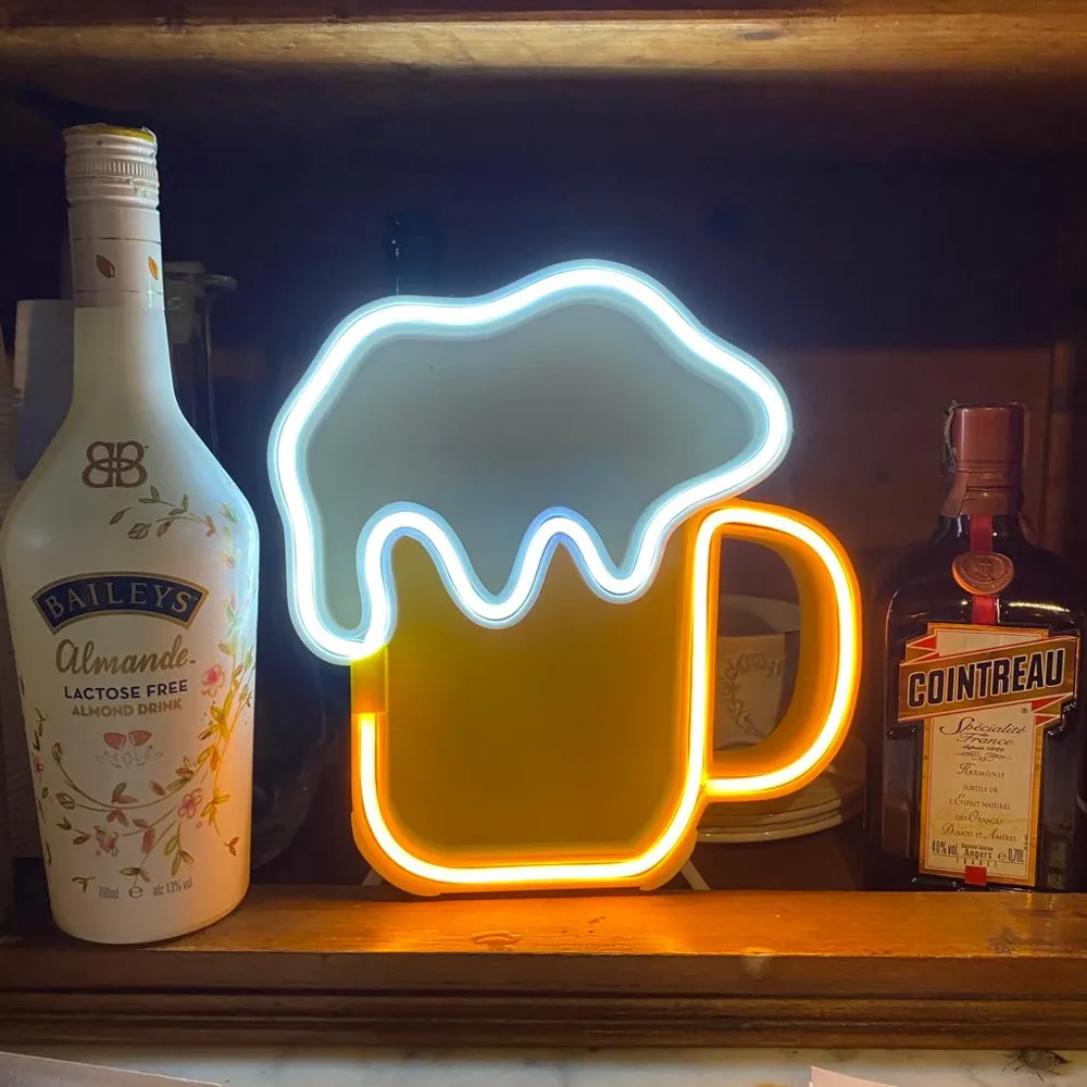 Cartel Luminoso Jarra de Cerveza con Neón LED – 25 × 19 cm · foto 2 de 2